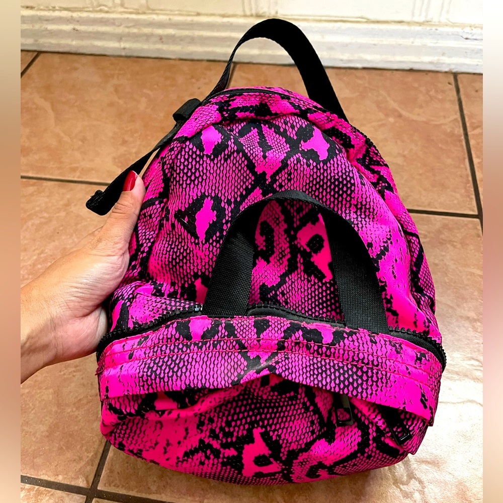 Zara mini bag pack